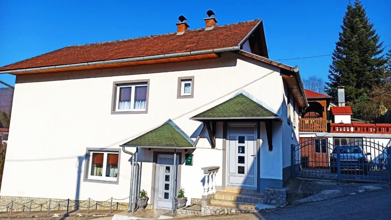 Adna * Kulen Vakuf